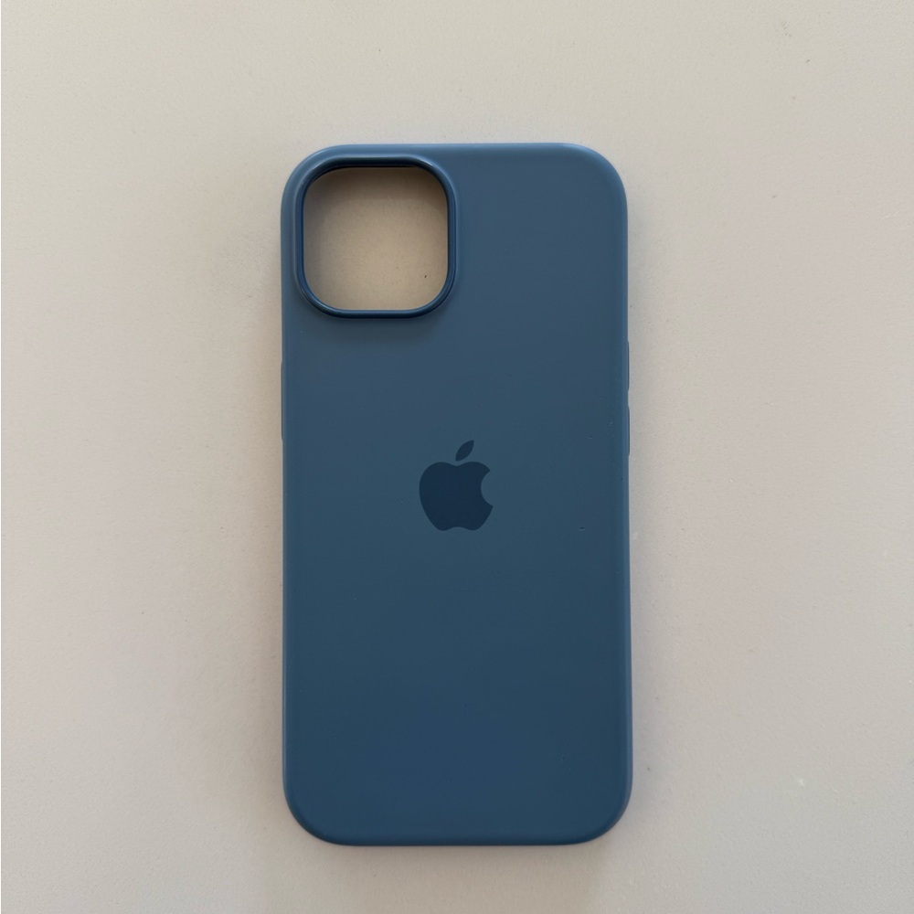 Apple iPhone 15 silicone case